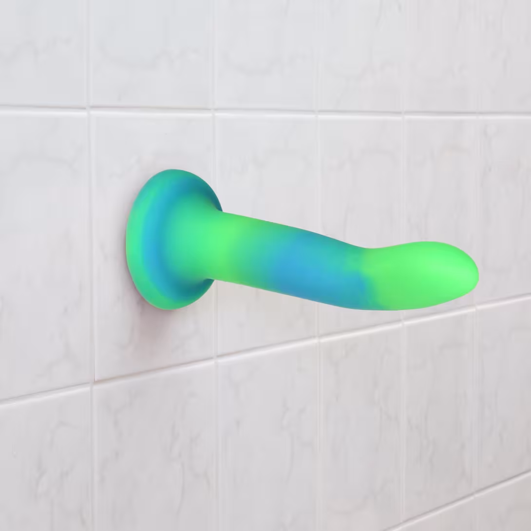 Фалоімітатор, що світиться в темряві, ADDICTION Rave 8″, Glow in the Dark Dildo Blue Green, 20,3 см — фото 6