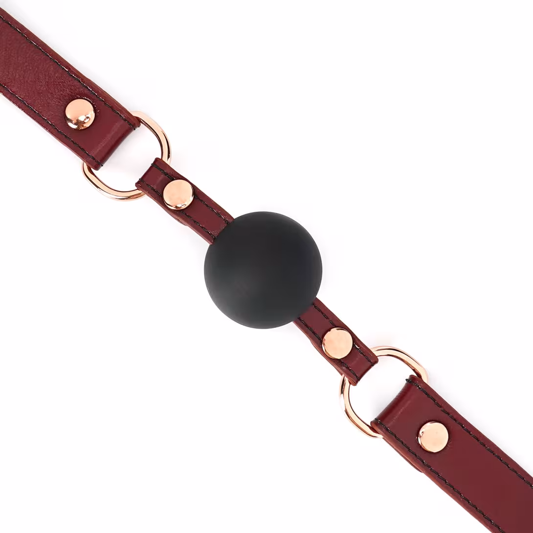 Силіконовий кляп Liebe Seele Wine Red Ball Gag, діаметр кульки 4,3 см, ремінь із натуральної шкіри — фото 3